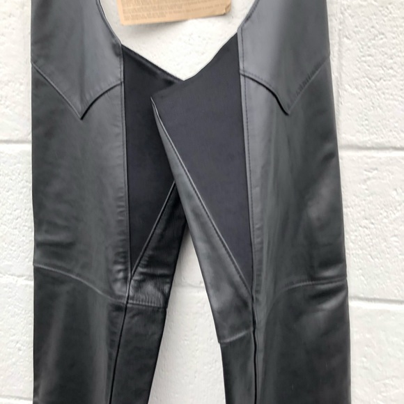 Harley Davidson New with Tags Black Leather Chaps size XS - Picture 2 of 15